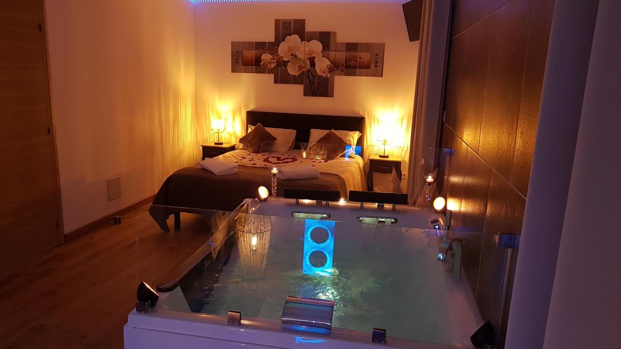 Love Room Jaccuzi Puisserguier Экстерьер фото